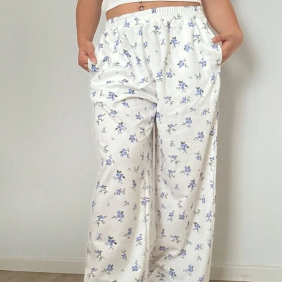 New Floral Print Sweatpants - Picture 1 of 3